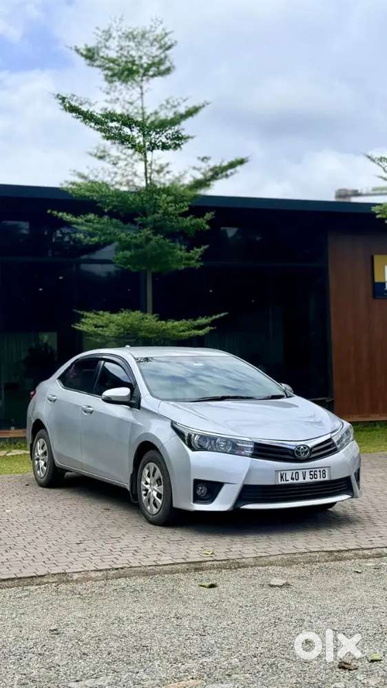 Toyota Corolla Altis 2015 December
