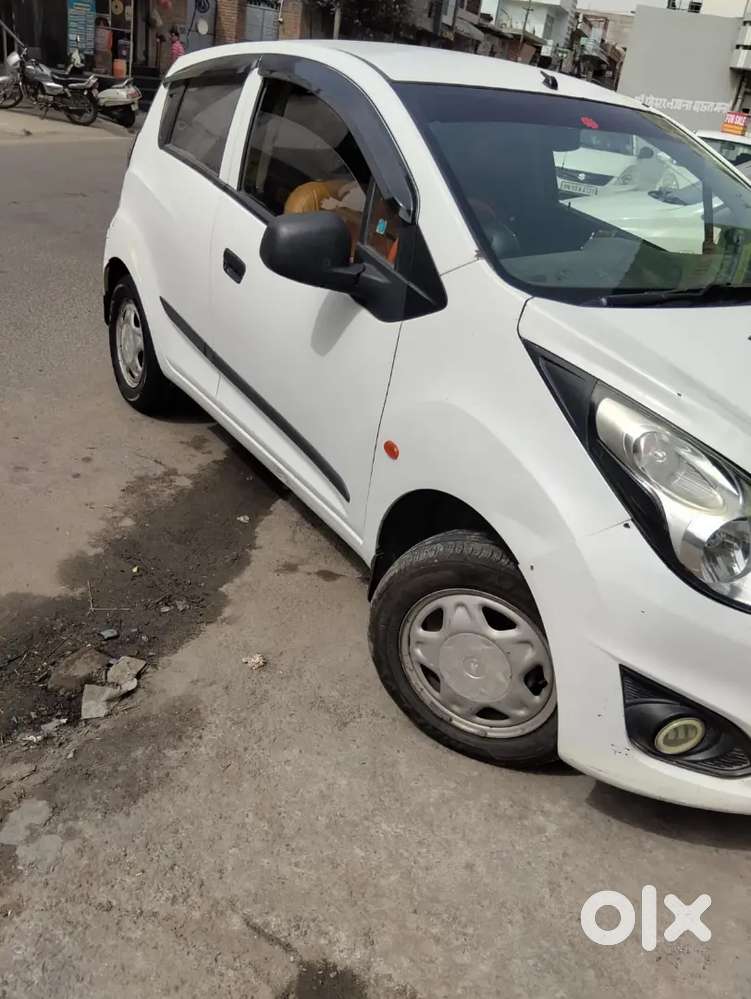 Chevrolet Beat Petrol 2017 Year