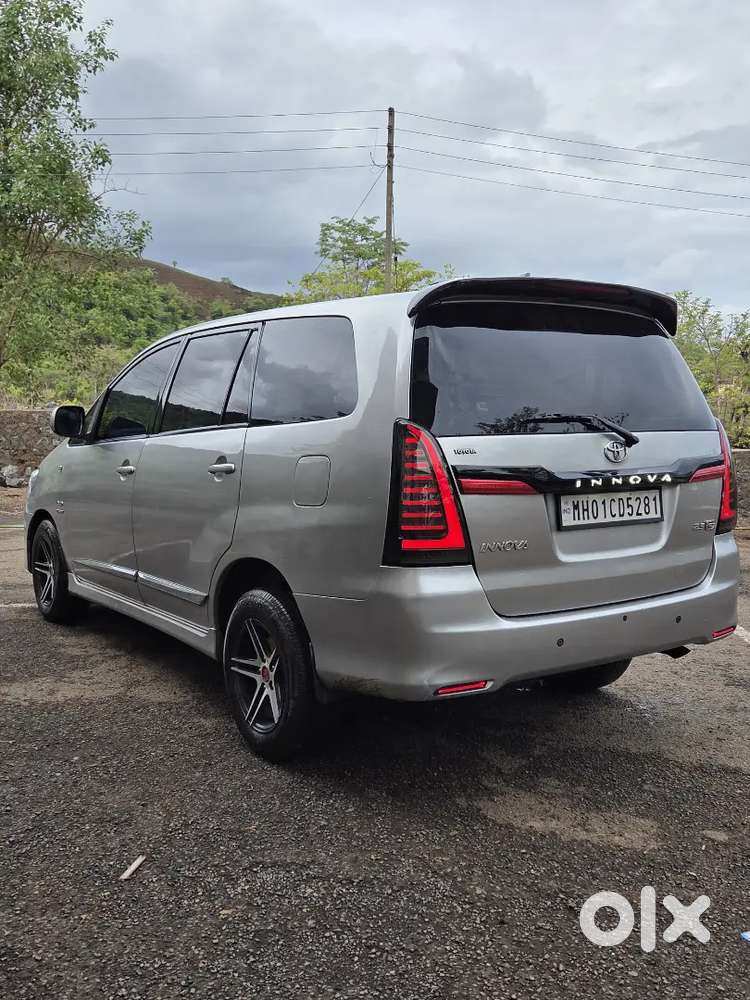 Toyota Innova 2016 Diesel Well Maintained