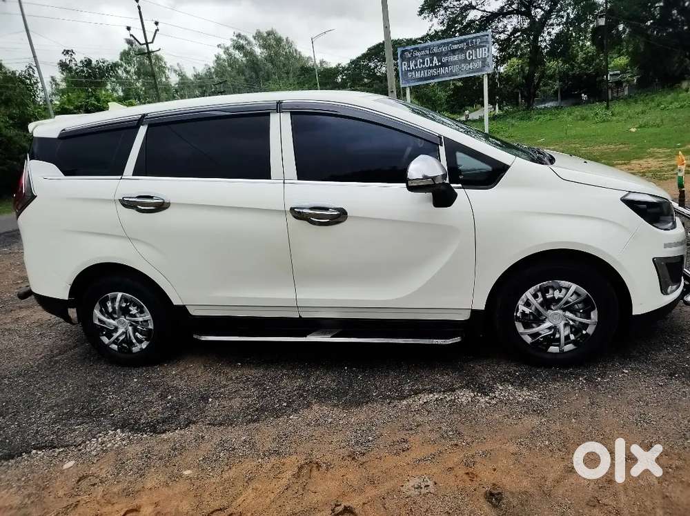 Mahindra Marazzo Diesel 2021