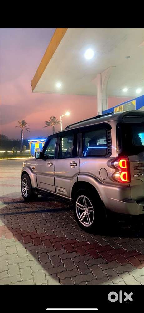 Mahindra Scorpio Diesel 2016