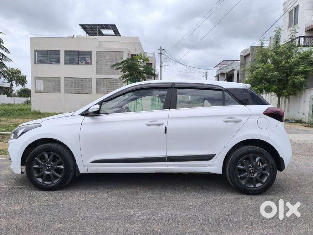 Hyundai Elite I20 Sportz (o) 1.2, 2020, Petrol
