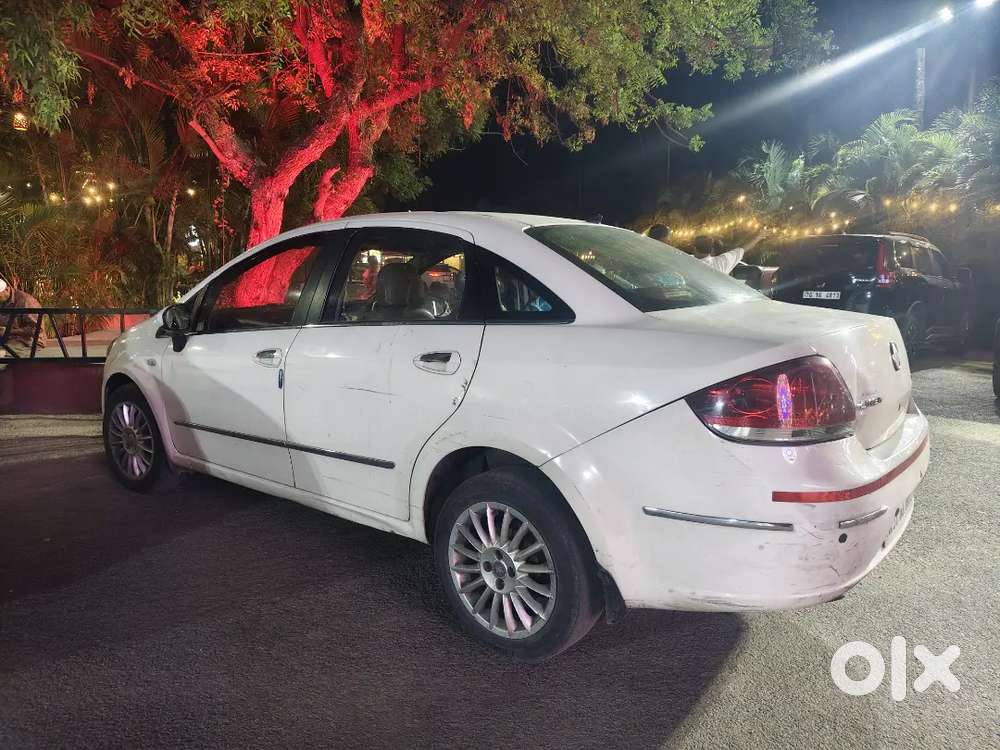 Fiat Linea Emotion 2012 Diesel Car
