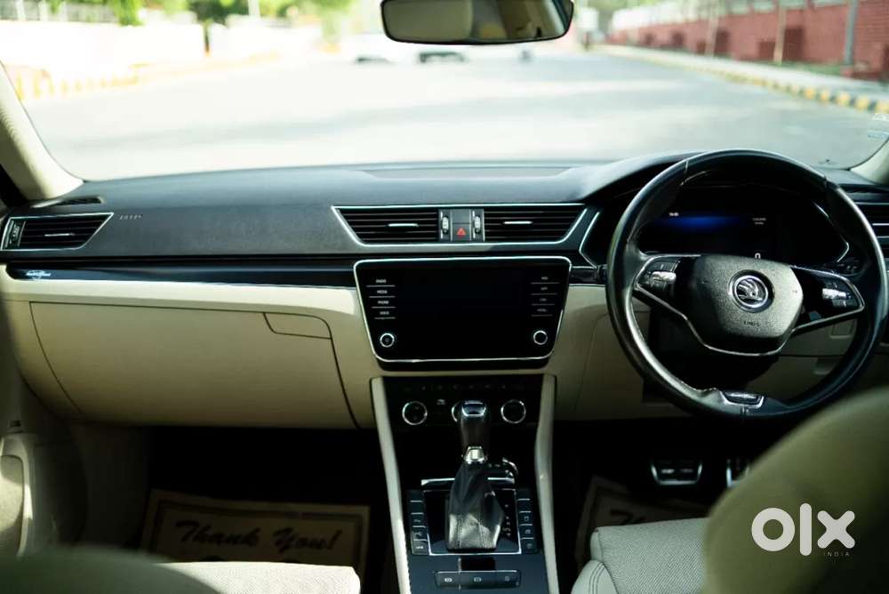 Skoda Superb 2.0 L&k Tsi At, 2023, Petrol