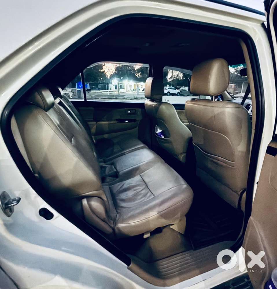 Toyota Fortuner 2011-2016 4x2 At, 2015, Diesel