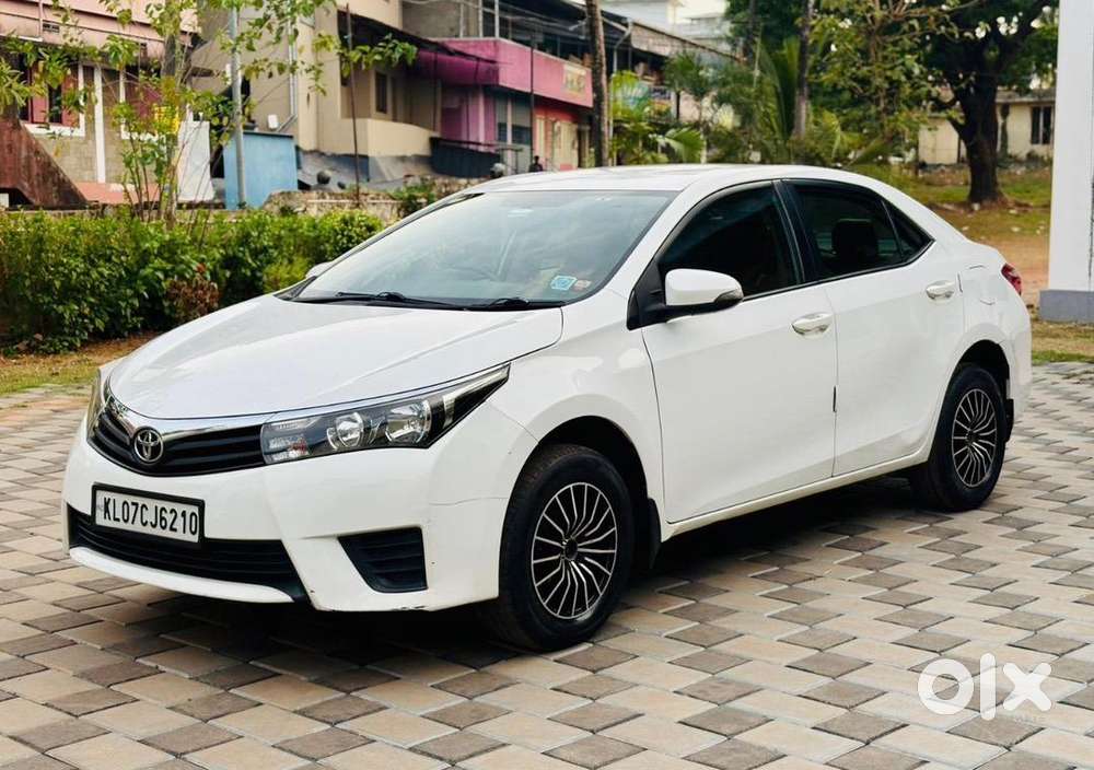 Toyota Corolla Altis 2016