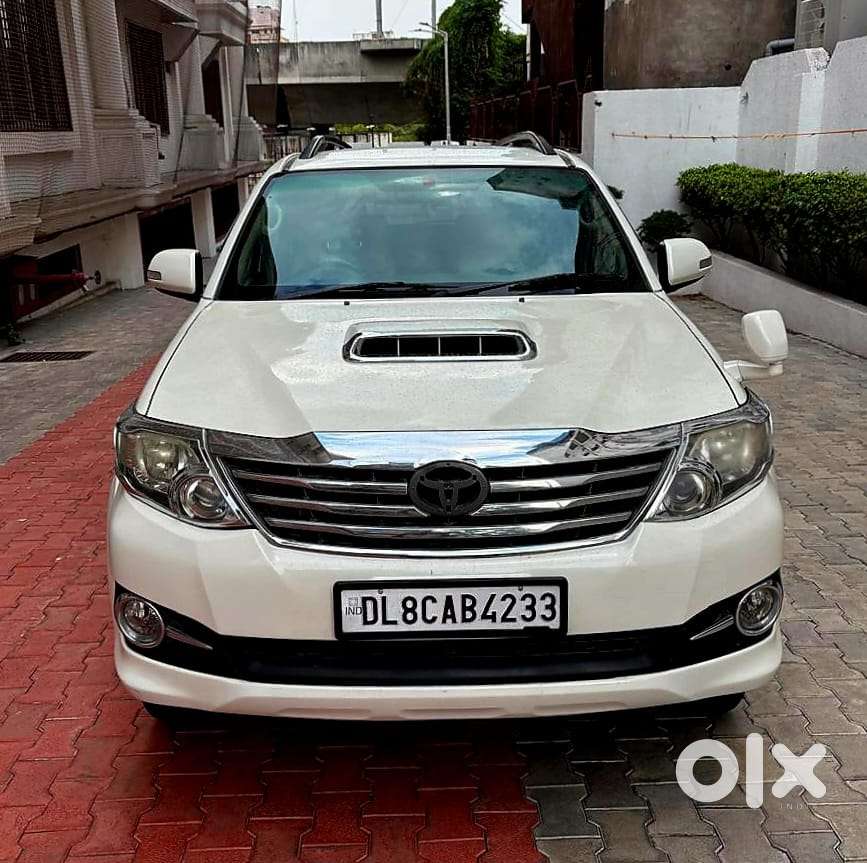 Toyota Fortuner 2011-2016 4x2 Manual, 2015, Diesel