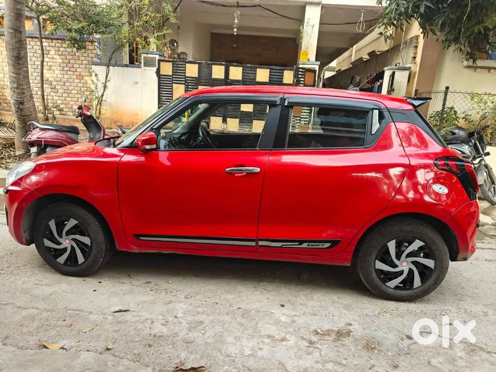 Maruti Suzuki Swift 2020 Petrol 64000 Km Driven