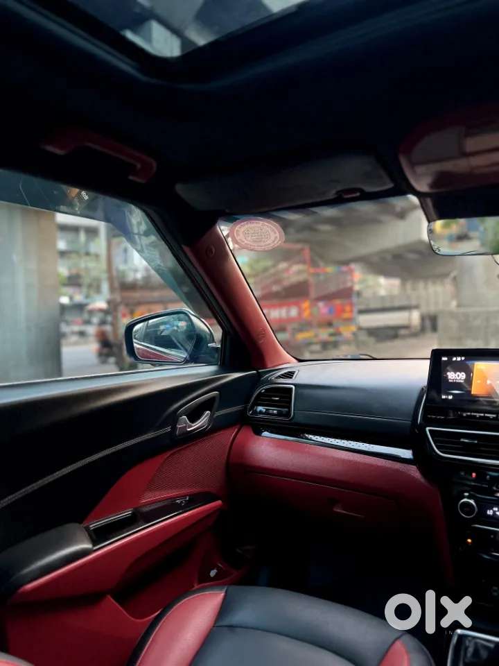 Mahindra Xuv 3xo Ax7 Diesel Mt, 2025, Diesel