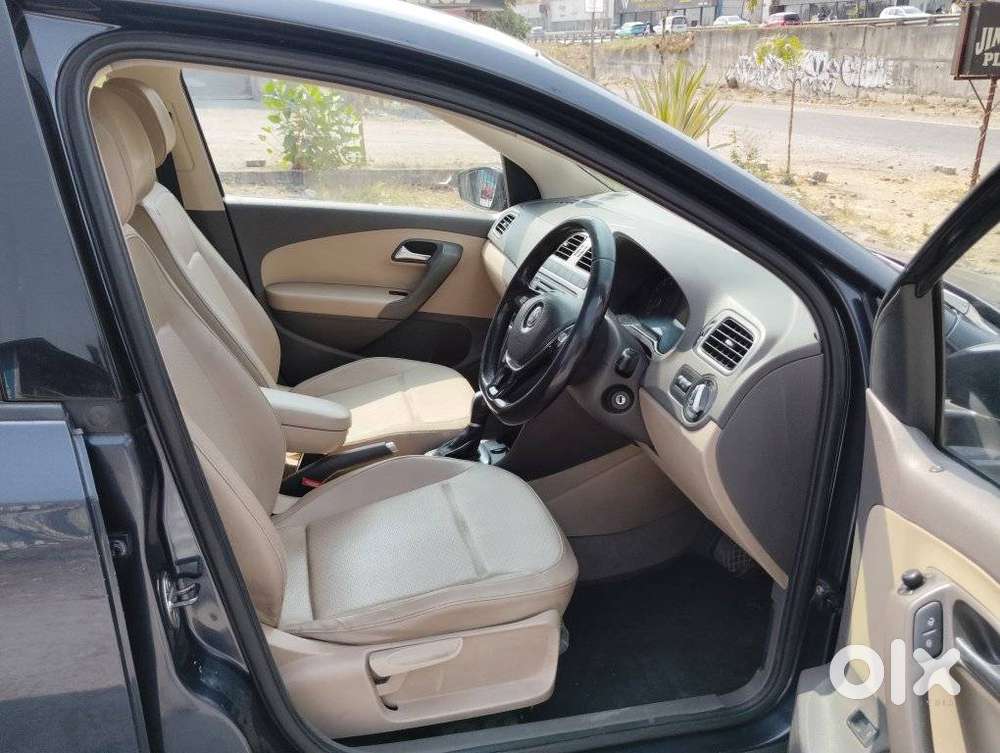 Volkswagen Vento 1.2 Tsi Highline At, 2016, Petrol
