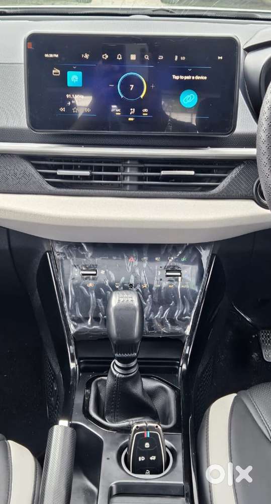 Tata Nexon, 2025, Cng & Hybrids