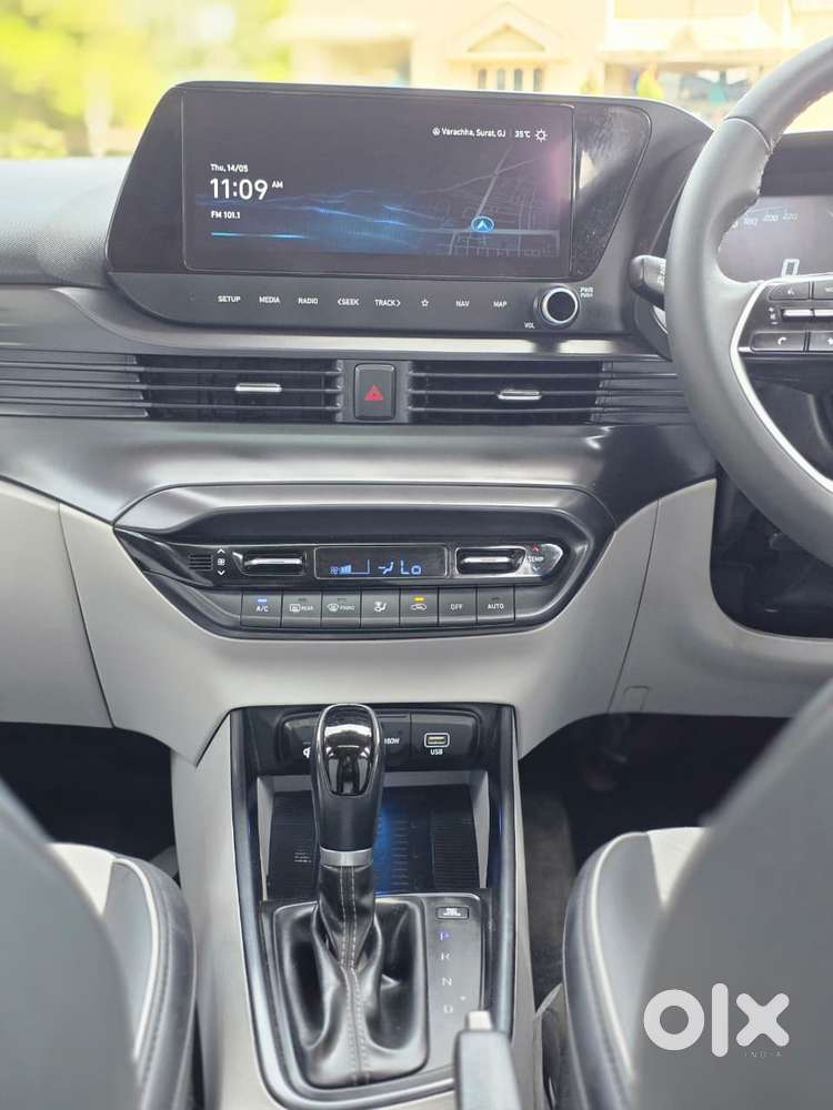 Hyundai I20 Asta (o) 1.2 Ivt, 2023, Petrol