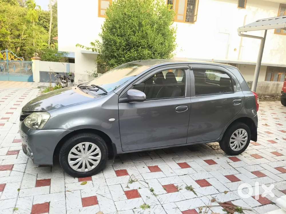 Toyota Etios Liva 2015 Diesel 128000 Km Driven