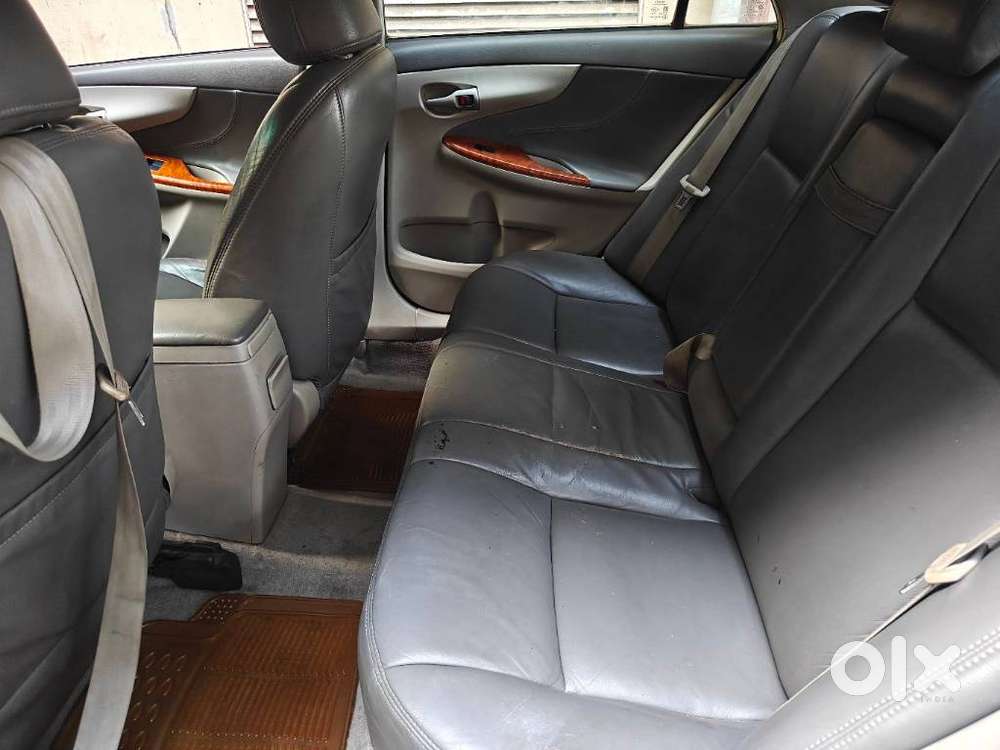Toyota Corolla Altis 1.8 G Cng, 2010, Cng & Hybrids