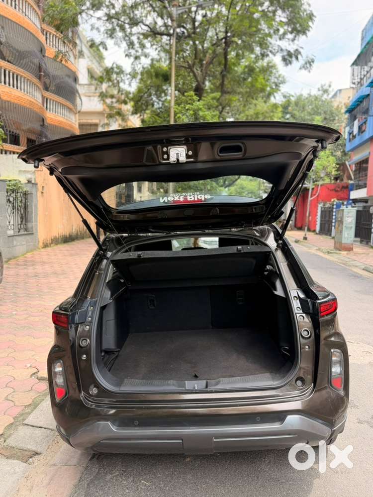 2025 Hyryder Lifetime Tax 1st Owner 8500 Kms Driven