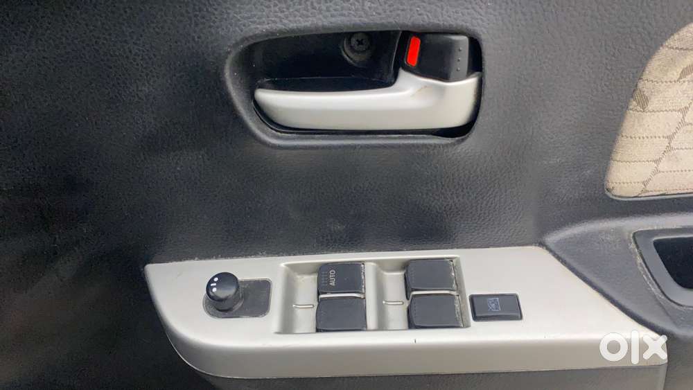 Maruti Suzuki Wagon R Vxi Amt, 2016, Petrol