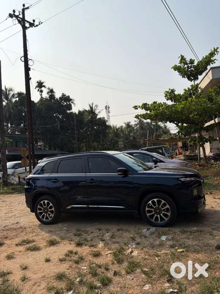 Maruti Suzuki Grand Vitara 2023 Petrol Well Maintained