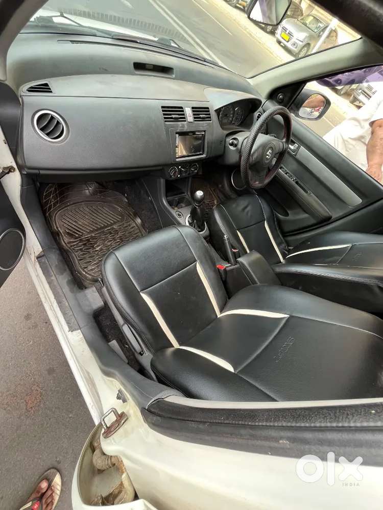 Maruti Suzuki Swift 2010 Vxi Petrol Manual