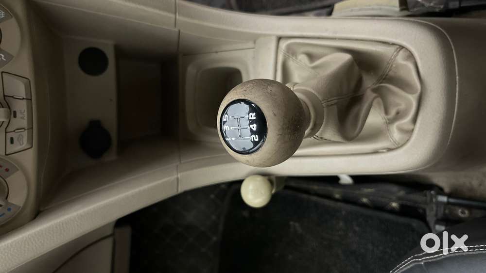 Maruti Suzuki Ertiga Vxi, 2015, Petrol