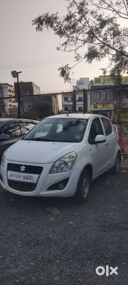 Maruti Suzuki Ritz Lxi, 2015, Petrol