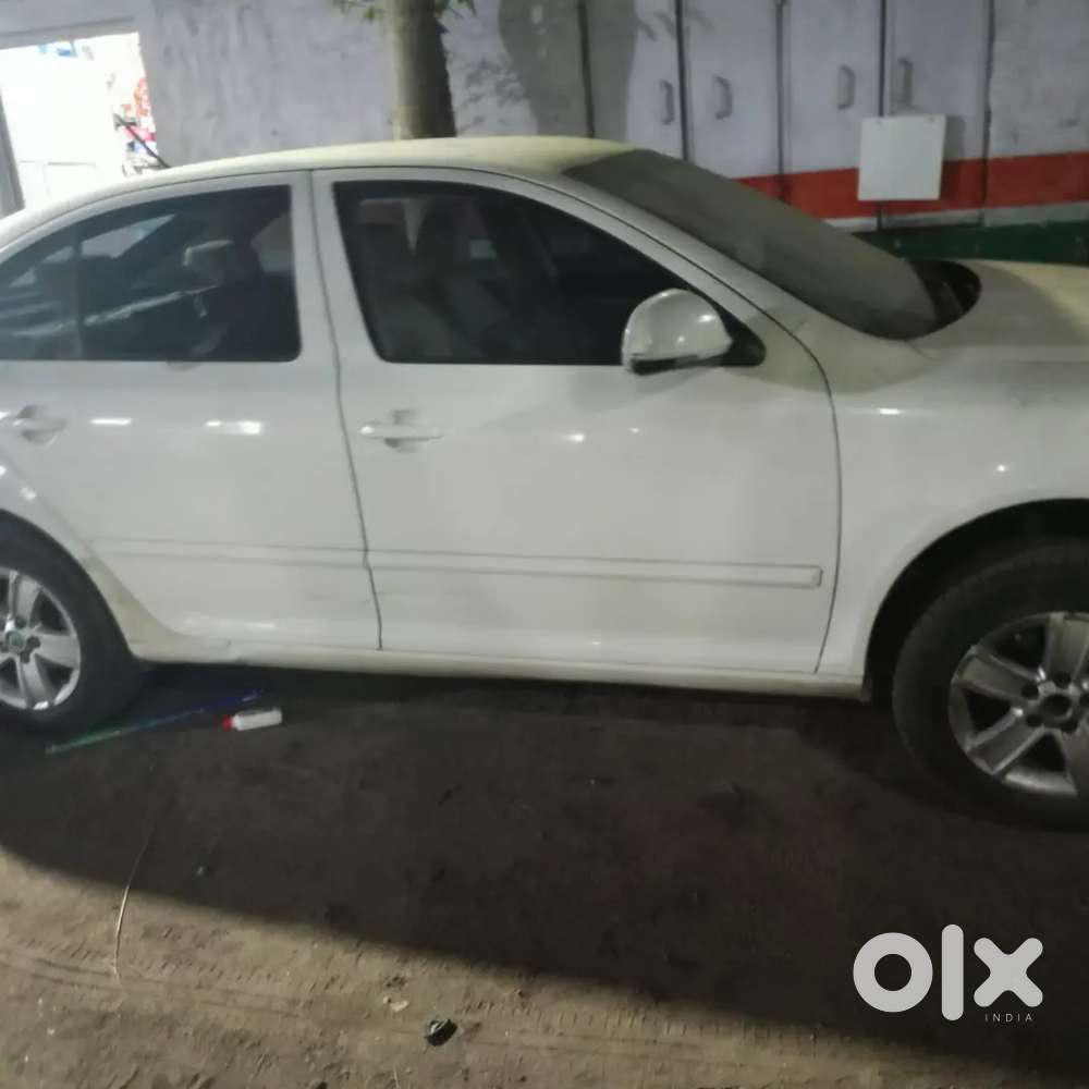 Skoda Laura 2011 Diesel 207000 Km Driven