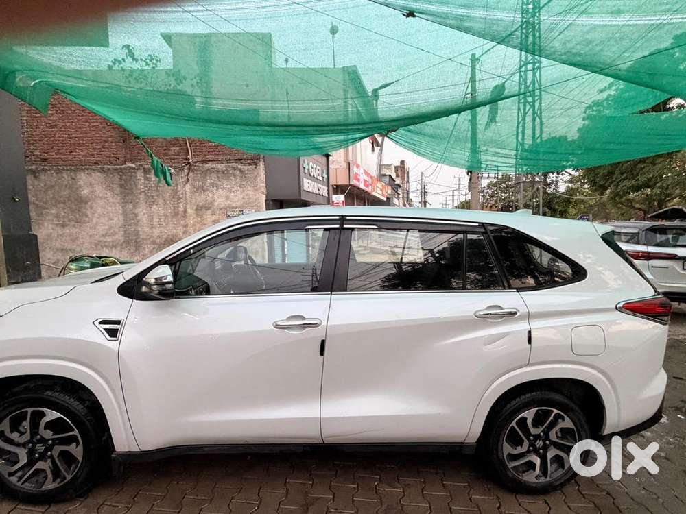 Maruti Suzuki Swift Petrol 2023
