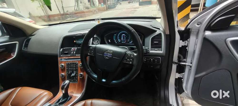 Volvo Xc60 2017 Diesel Well Maintained