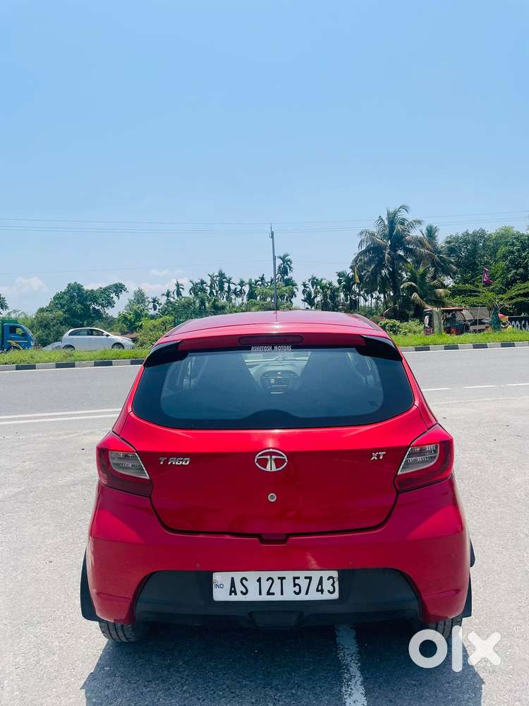 Tata Tiago 1.2 Revotron Xt, 2018, Petrol