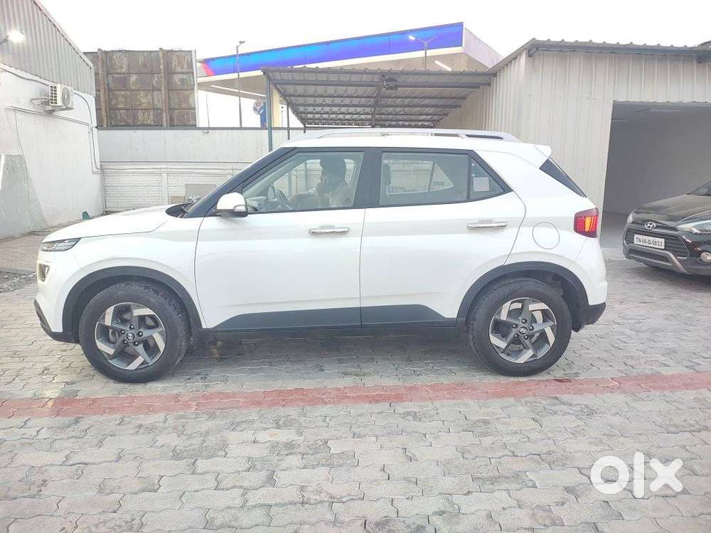Hyundai Venue 1.0 Sx (o) Turbo Dct, 2019, Petrol