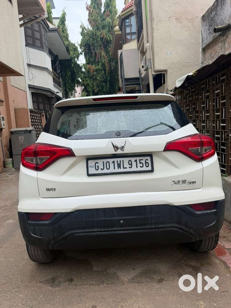 Mahindra Xuv300 2023 Petrol 60000 Km Driven