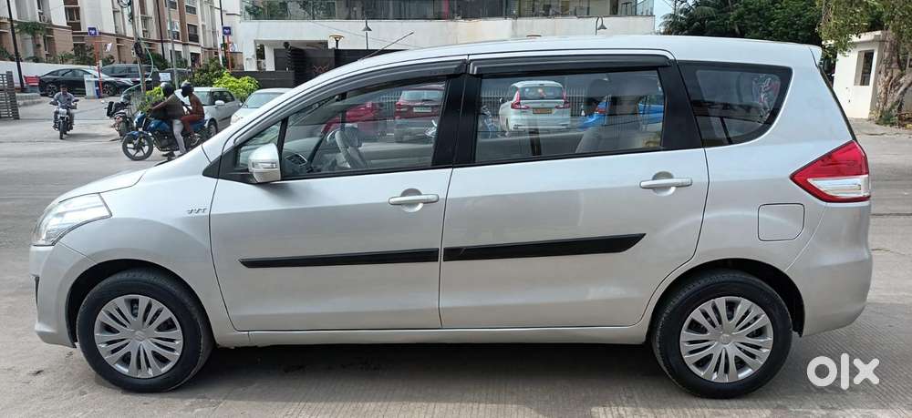 Maruti Suzuki Ertiga Zxi, 2013, Petrol