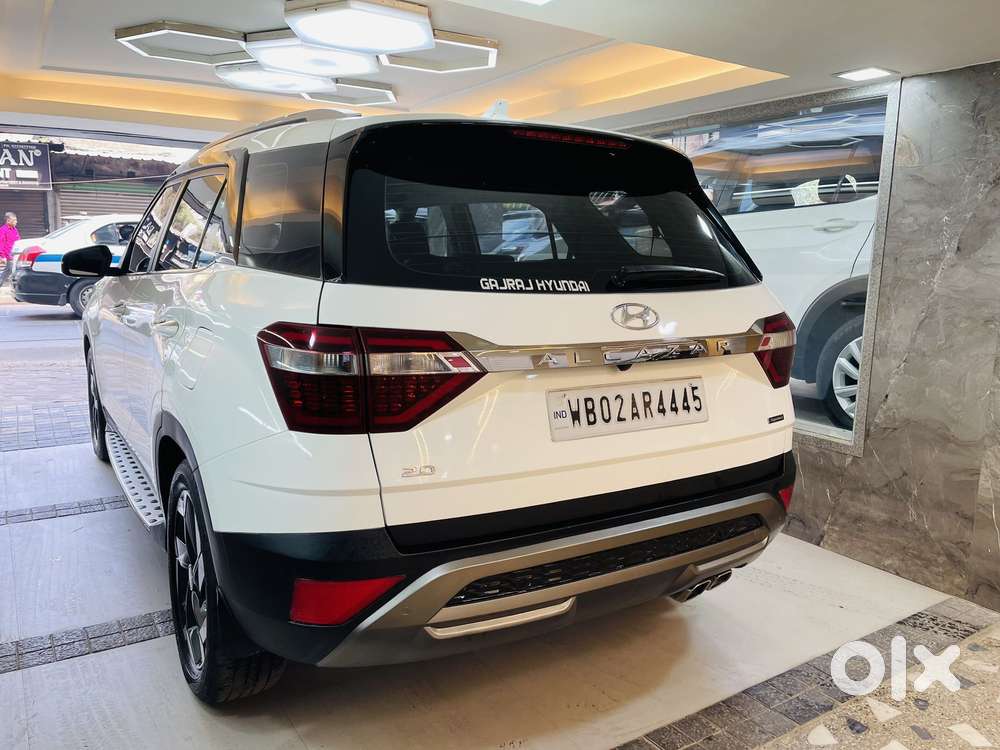 Hyundai Alcazar 2.0 Signature (o) Petrol At 6 Str Dual Tone, 2021, P..