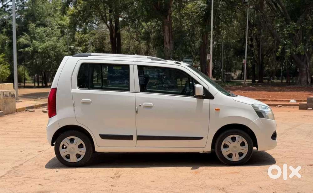 Maruti Suzuki Wagon R Vxi, 2011, Petrol