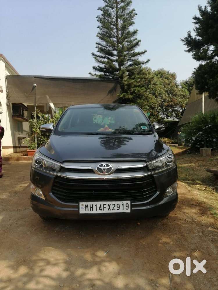 Toyota Innova Crysta 2.8 Z At  2016  Top-end  Grey