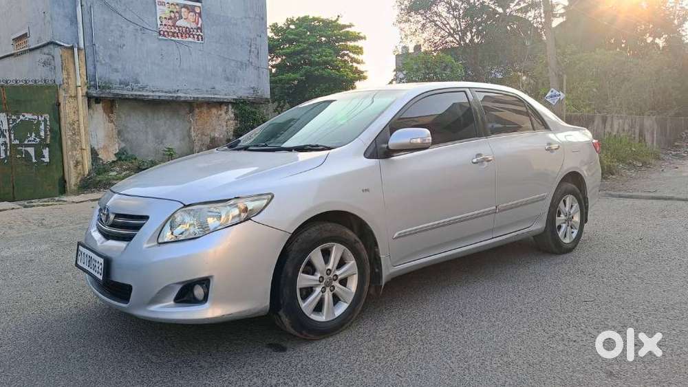 Toyota Corolla Altis 1.8g Limited, 2010, Petrol