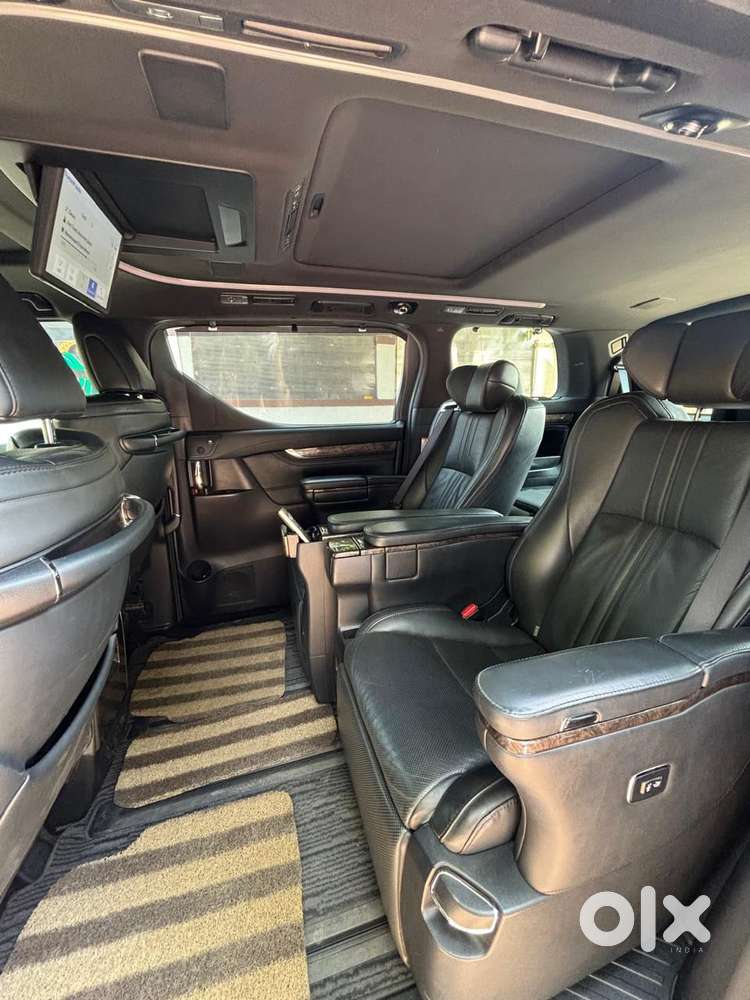 Toyota Vellfire Vip – Executive Lounge, 2020, Petrol