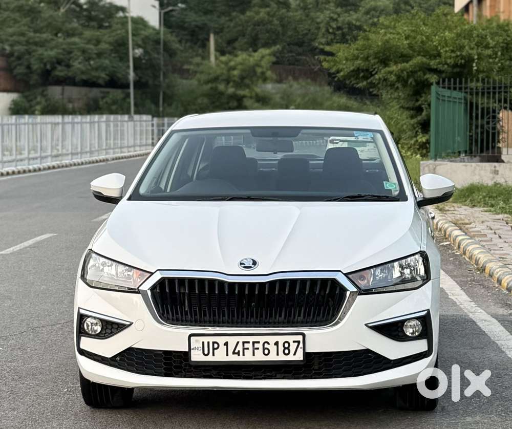 Skoda Slavia 1.0 Ambition Tsi At, 2022, Petrol