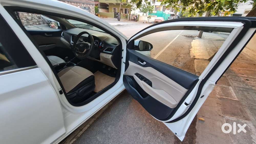 Hyundai Verna 1.6 Sx (o) Vtvt Se, 2020, Petrol