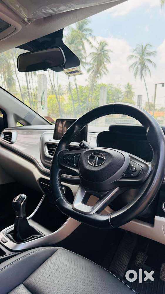 Tata Altroz 1.5 Xz Plus Diesel, 2023, Diesel