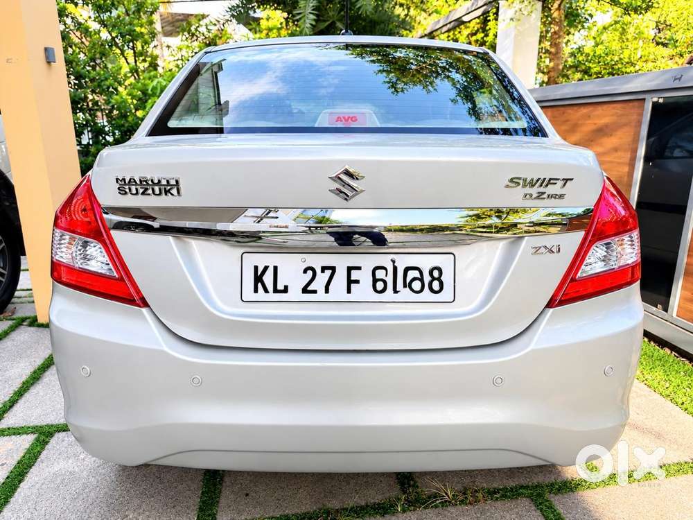 Maruti Suzuki Swift Dzire 1.2 Zxi Bsiv, 2016, Petrol