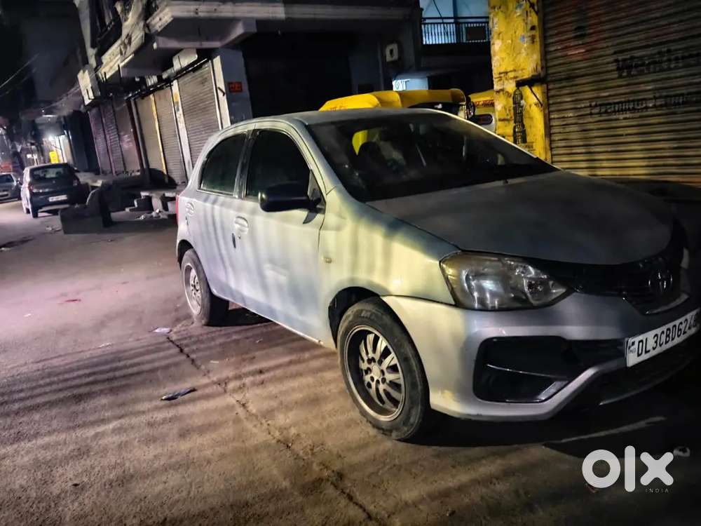 Toyota Etios Liva 2012