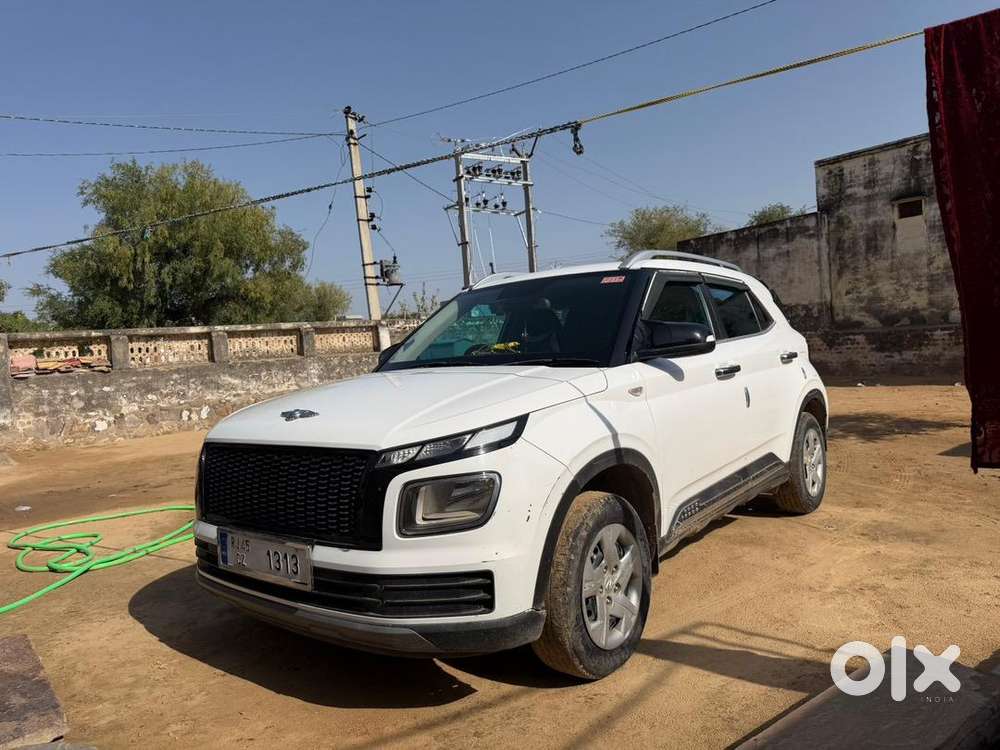 Hyundai Petrol Manual 2023