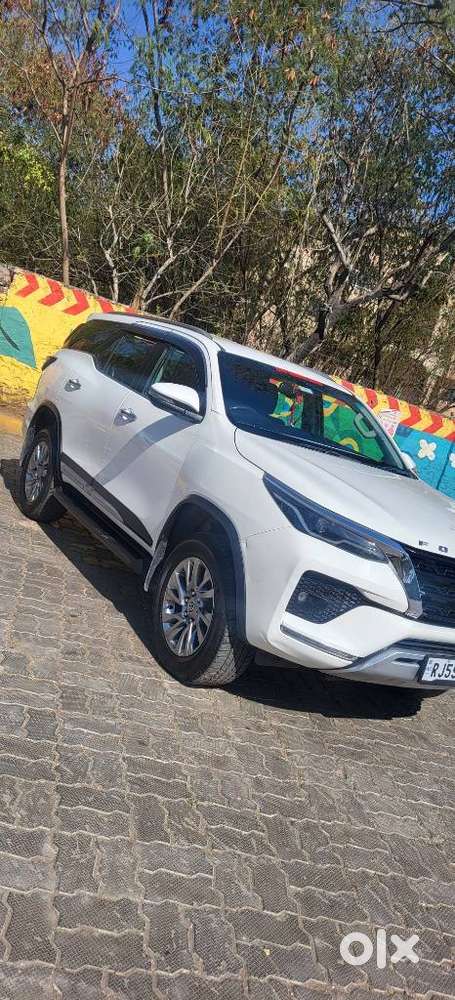 Toyota Fortuner 4x4 At, 2022, Diesel