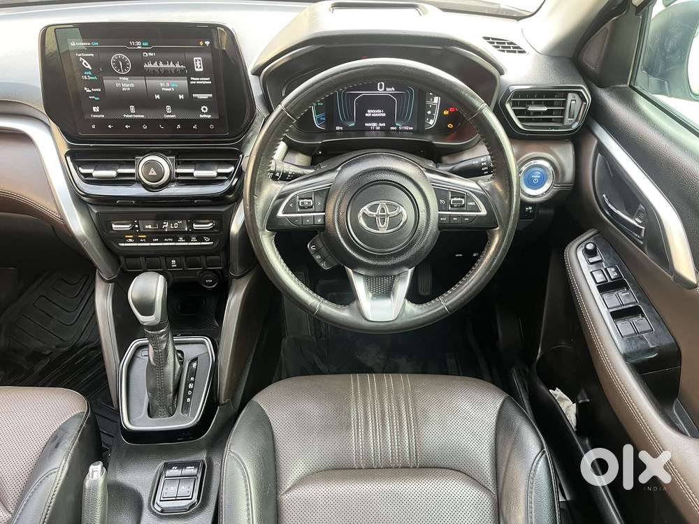 Toyota Urban Cruiser Hyryder 1.5 V Hybrid, 2023, Petrol