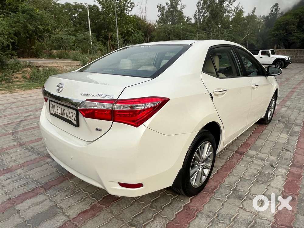 Toyota Corolla Altis Vl At, 2015, Petrol