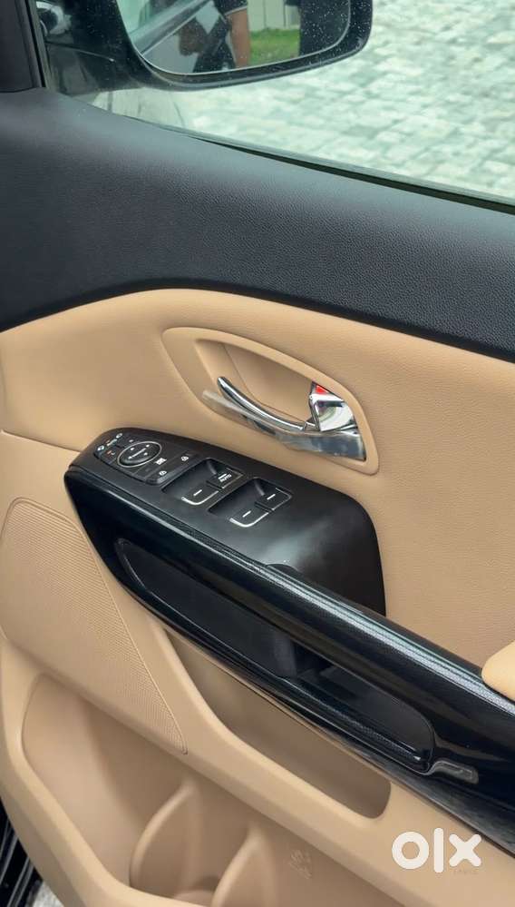 Kia Carnival Prestige, 2021, Diesel