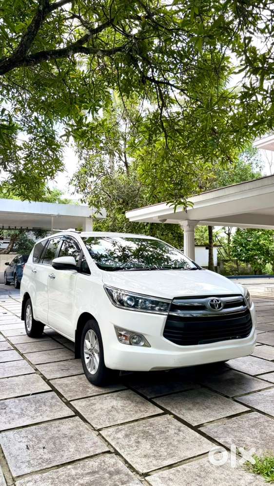 Toyota Innova Crysta 2017