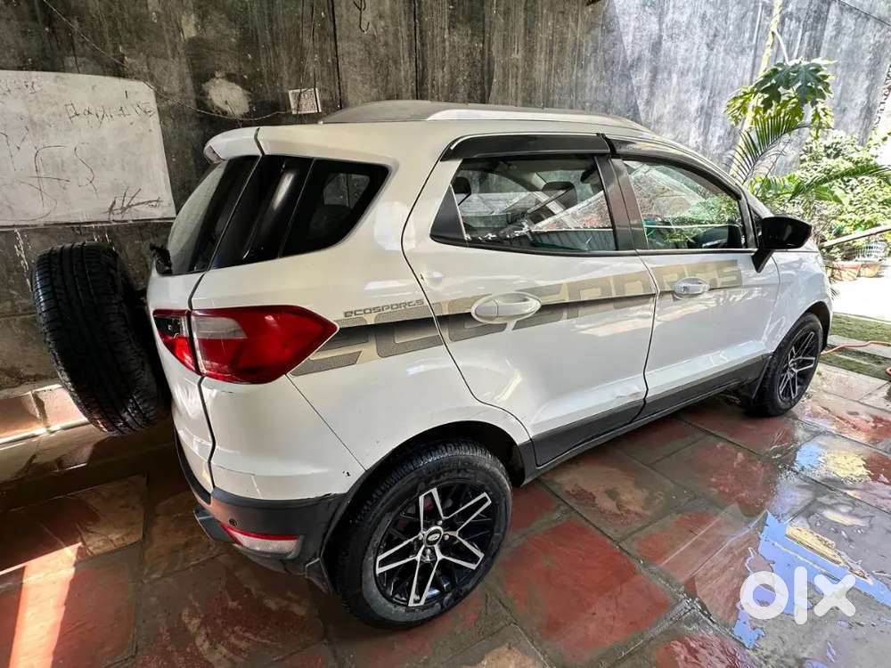 Well Maintained Car Service Had Been Done Every Thing Is Working