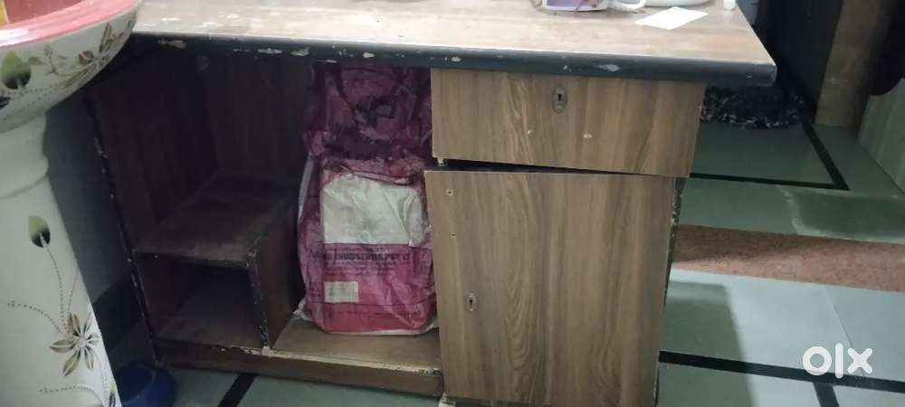 Study table