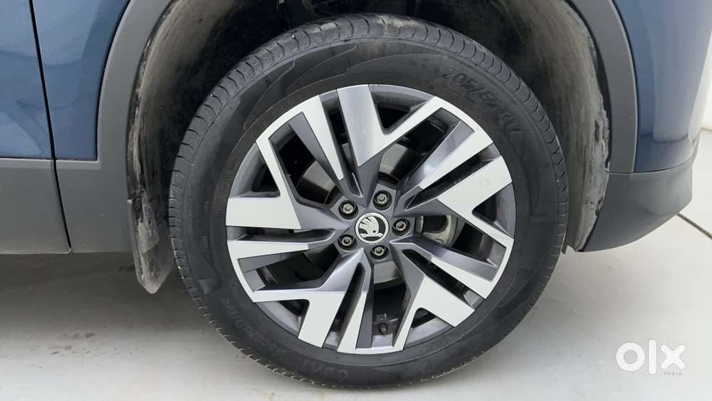 Skoda Kylaq Prestige, 2025, Petrol